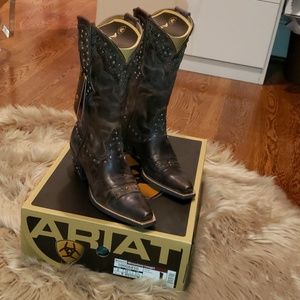 ARIAT Rhinestone Cowgirl Boots Size 8B